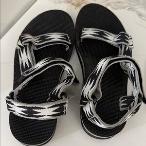 Teva Monochrome Zigzag Sandals